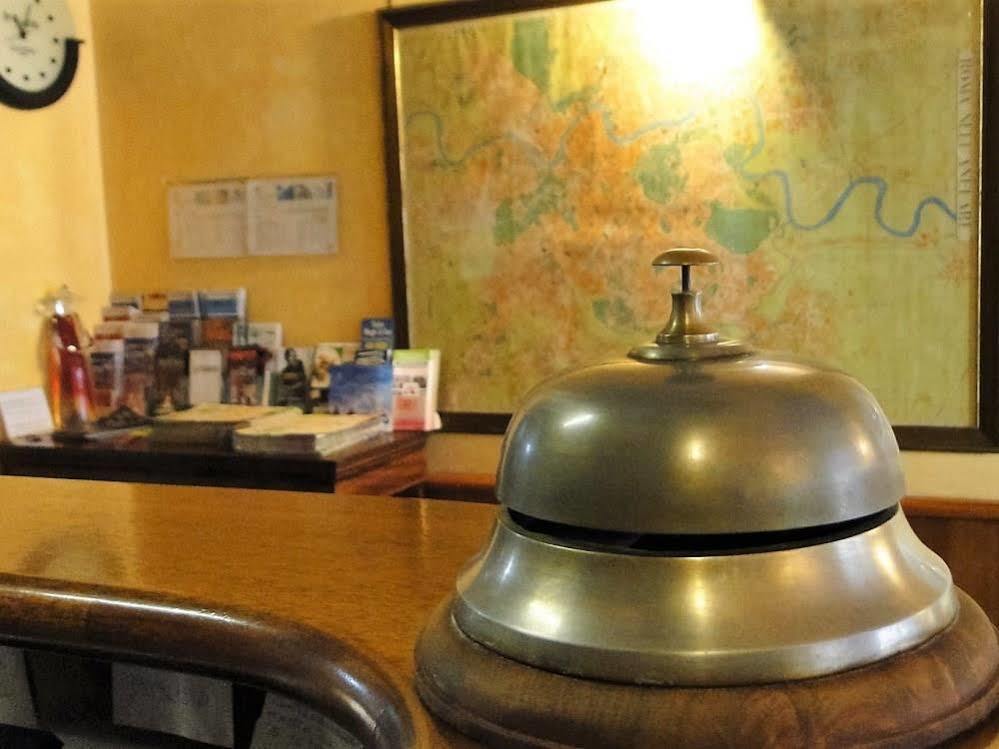 Hotel Altavilla 9 Rome Bagian luar foto