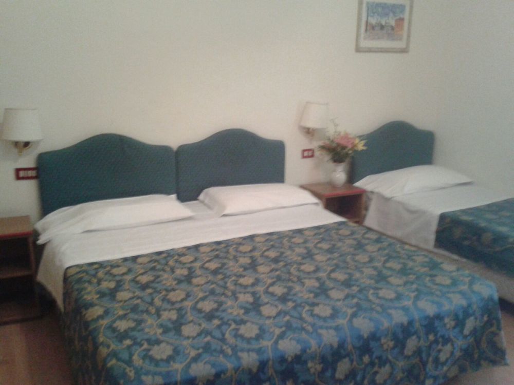 Hotel Altavilla 9 Rome Bagian luar foto
